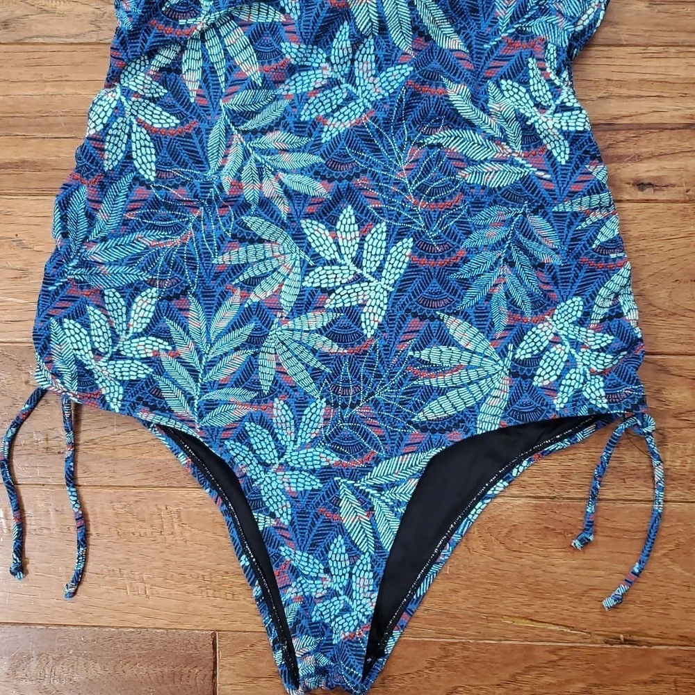 Cupshe Blue Leaf Print Maternity Swimsuit